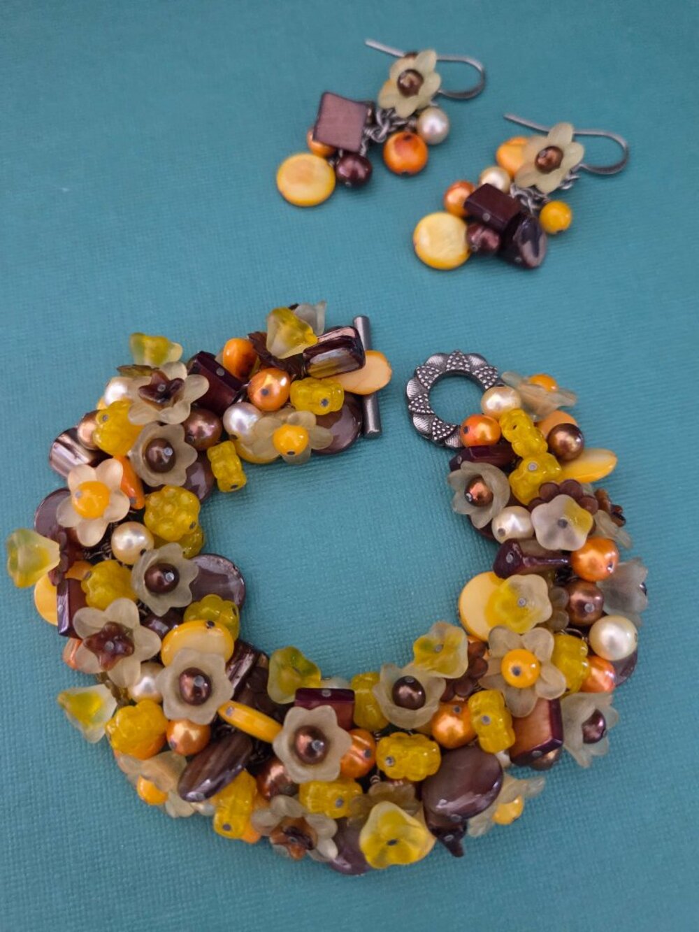 OOAK Sunflower Yellow & Brown Floral Beaded Bracelet and Earring Set NEW